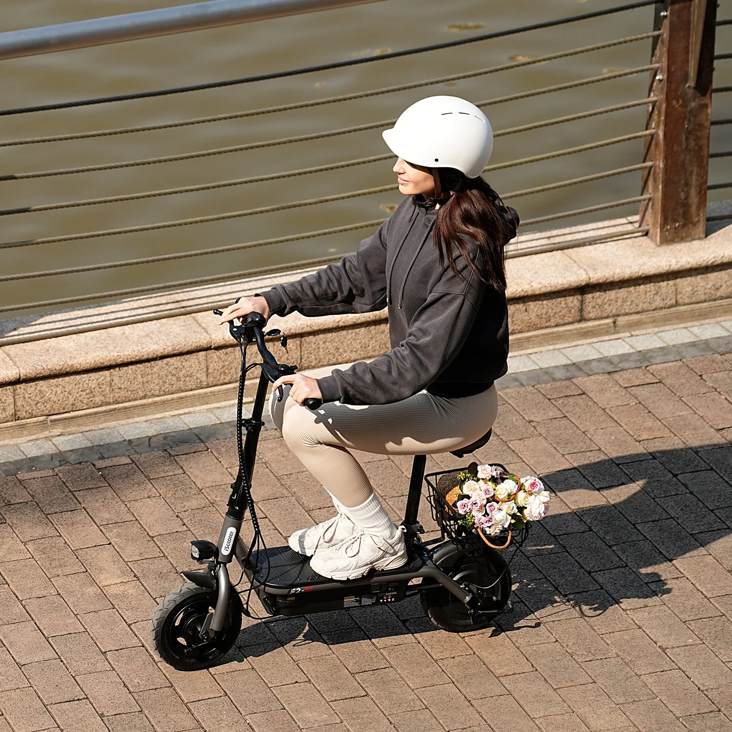 iScooter F2 36V 500W Electric Scooter with Seat, 10" Pneumatic Tire, 19 MPH, Max Range 21 miles - Image 17