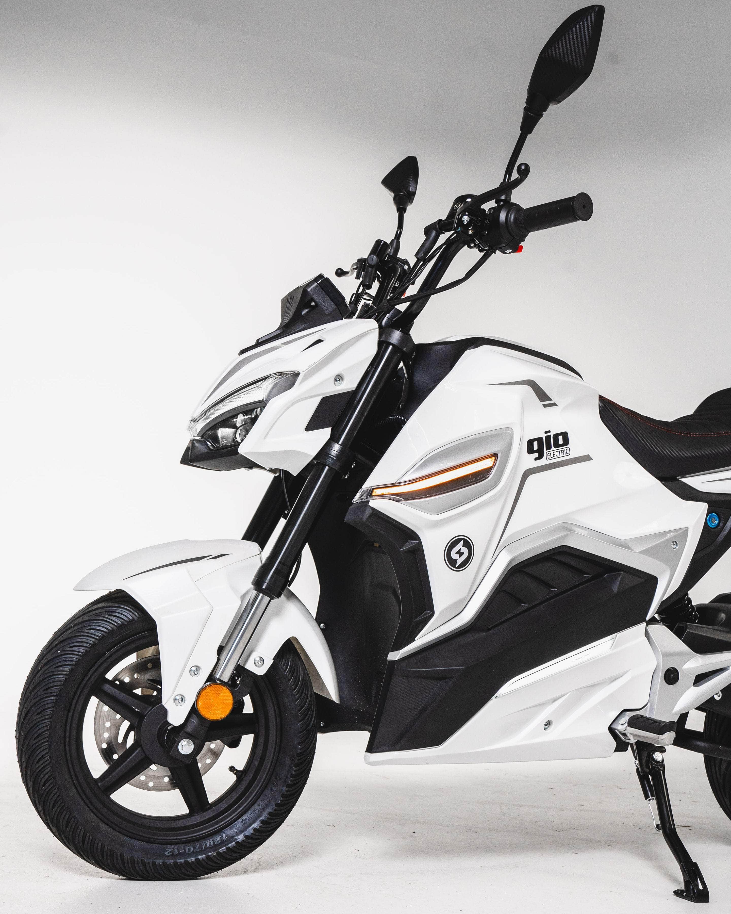 GIO G2000 ELECTRIC SCOOTER - 72V 30Ah 2000W, anti-theft alarm, top speed 43mph, range up to 40 miles - Image 11