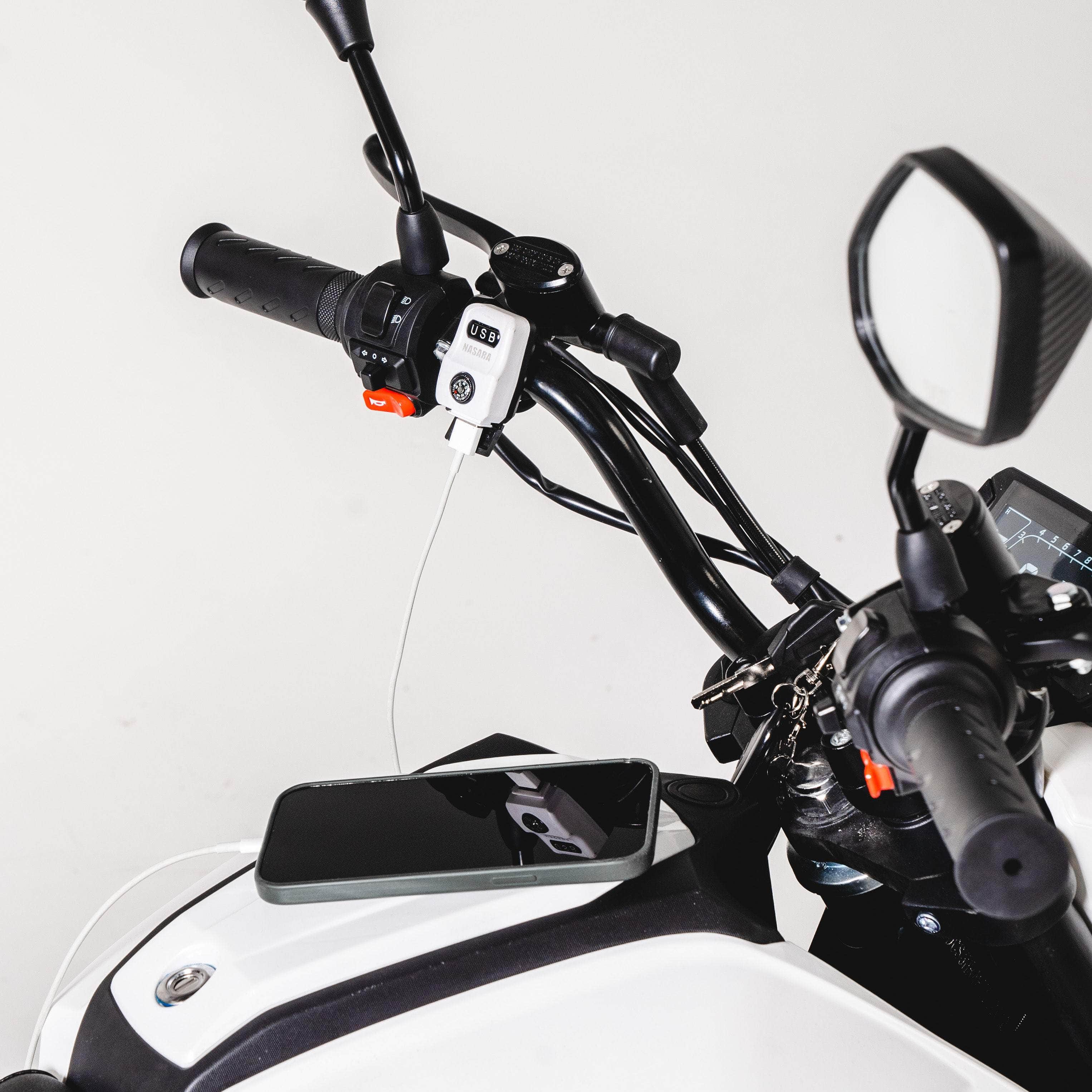 GIO G2000 ELECTRIC SCOOTER - 72V 30Ah 2000W, anti-theft alarm, top speed 43mph, range up to 40 miles - Image 20