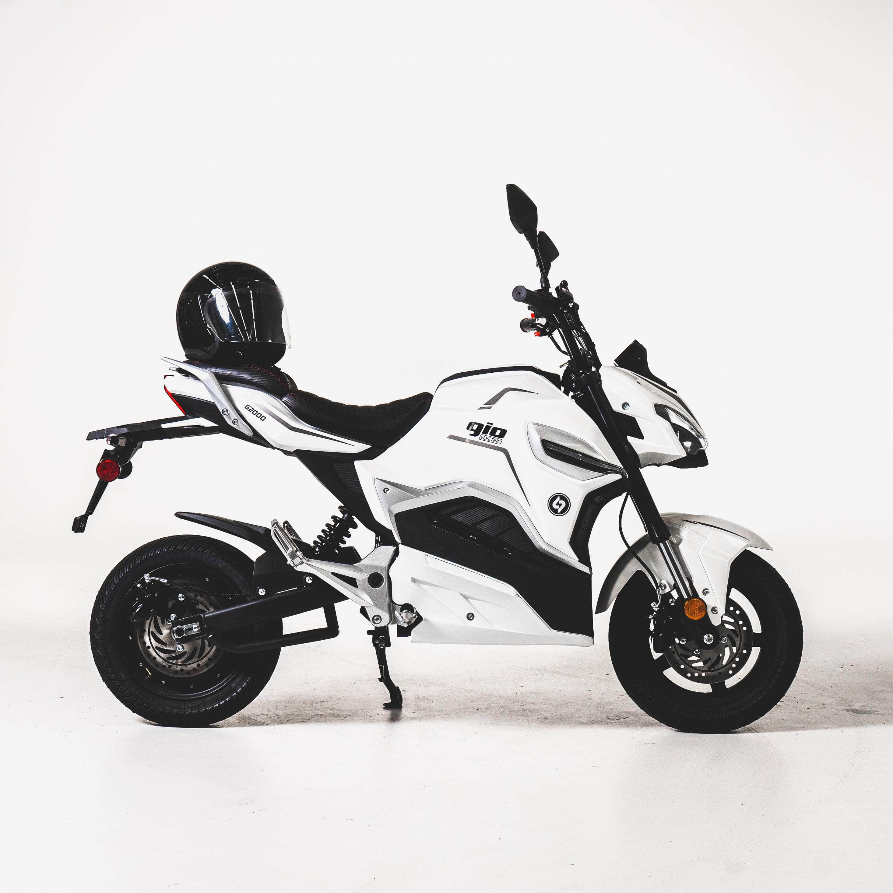 GIO G2000 ELECTRIC SCOOTER - 72V 30Ah 2000W, anti-theft alarm, top speed 43mph, range up to 40 miles - Image 24