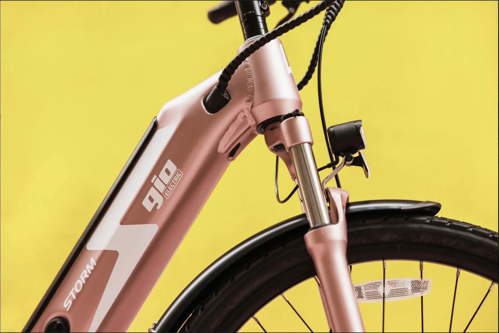 GIO STORM STEP-THRU ELECTRIC BIKE ROSE GOLD WITH INTEGRATED SAMSUNG BATTERY - 48V 13Ah 500W, top speed 20 mph, range 46 miles - 100% FINANCING AVAILABLE! - Image 4