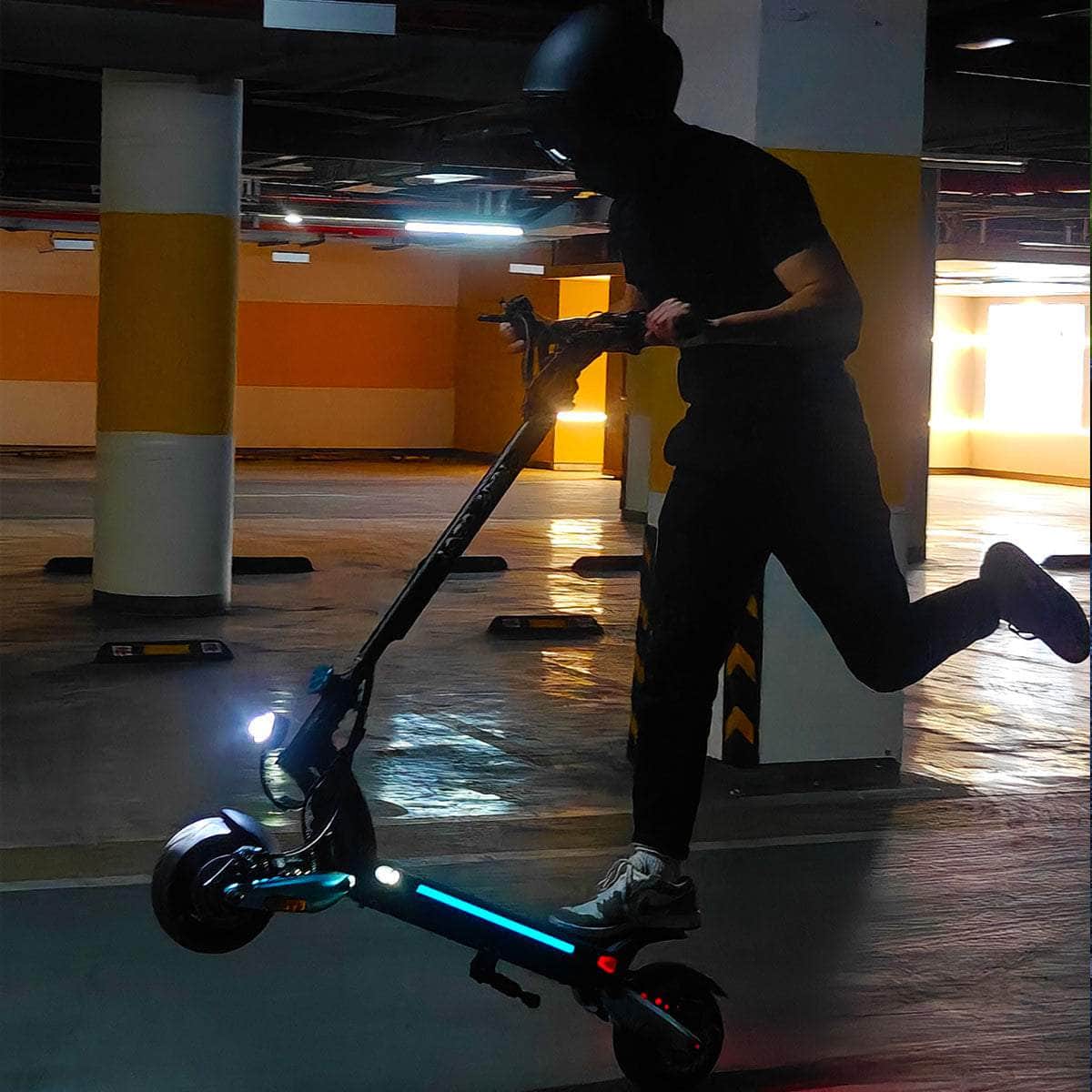 Nanrobot Lightning Pro Electric Scooter - 48V 18.2Ah 2*800W 20mph - 100% Financing Available - Image 5